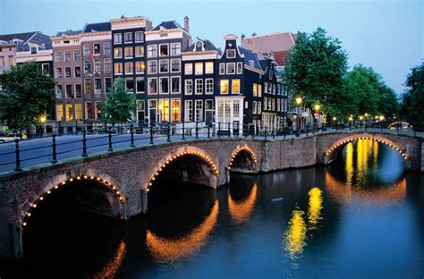 amsterdam is in which country